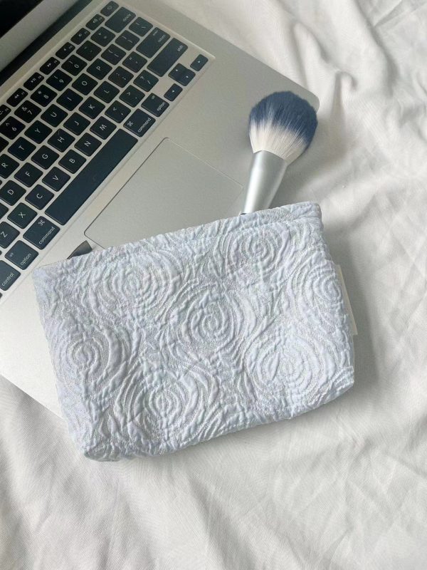Rose Cosmetic Bag Quilted Cosmetic Bag Large Floral Cosmetic Bag for Women Polyester Makeup Bag Set Flower Travel Toiletry Bag - 图片 3