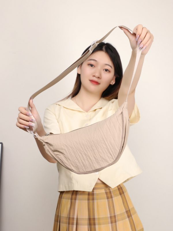 Nylon sling bag solid crossbody bag chest daypack mini messenger bag - 图片 15